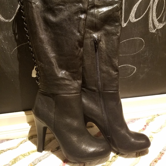 Gianni Bini Shoes - 💖GIANNI BINI Black Leather Heeled Boots NWOT